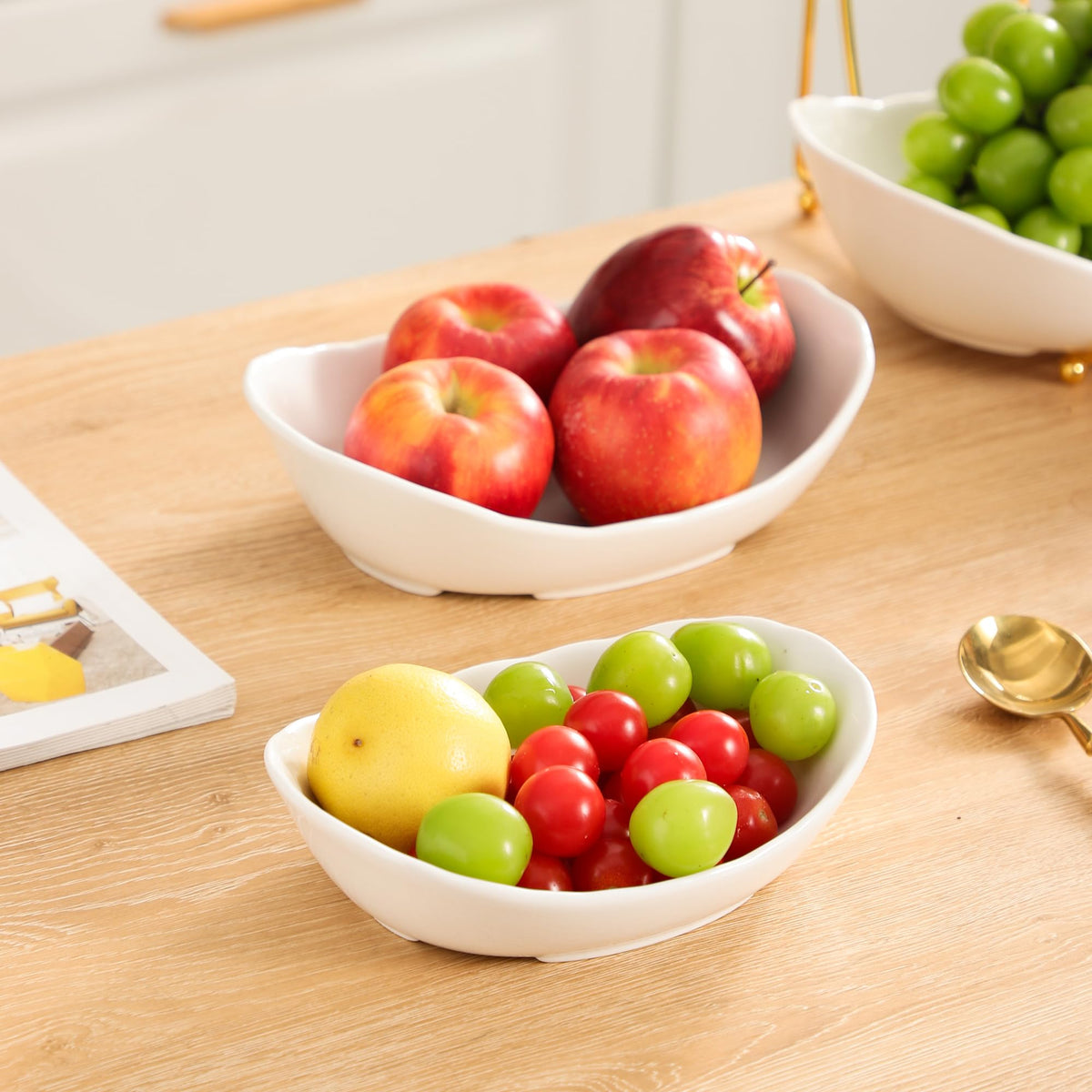 3-Tier Ceramic Serving Bowl Set with Stand M607555