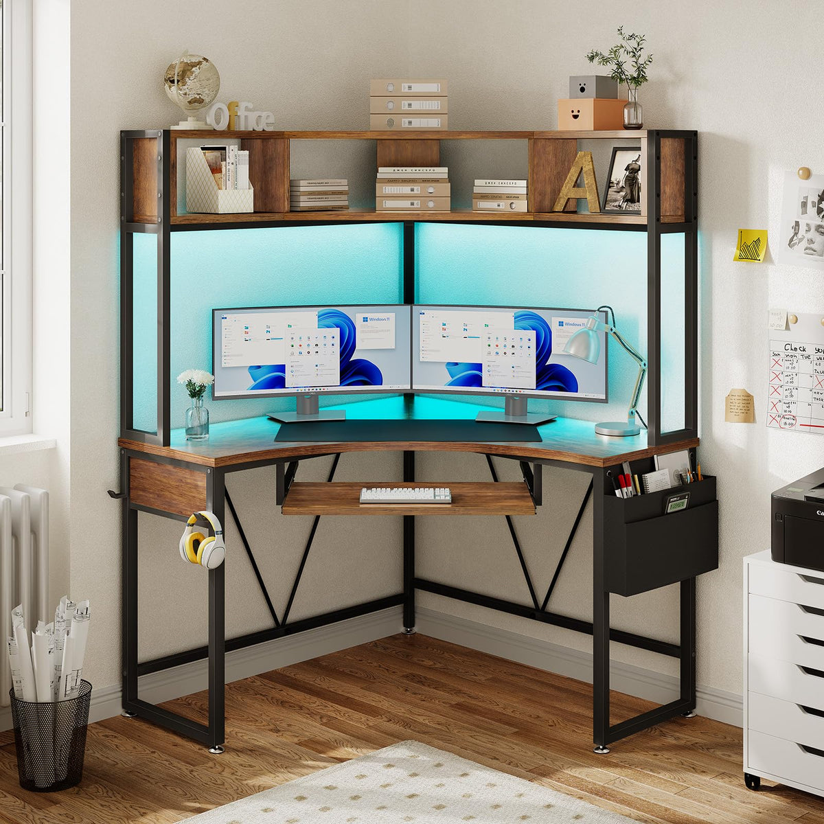 39" Corner Desk with Hutch B10571